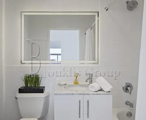 Rented by Bouklis Group | media 13