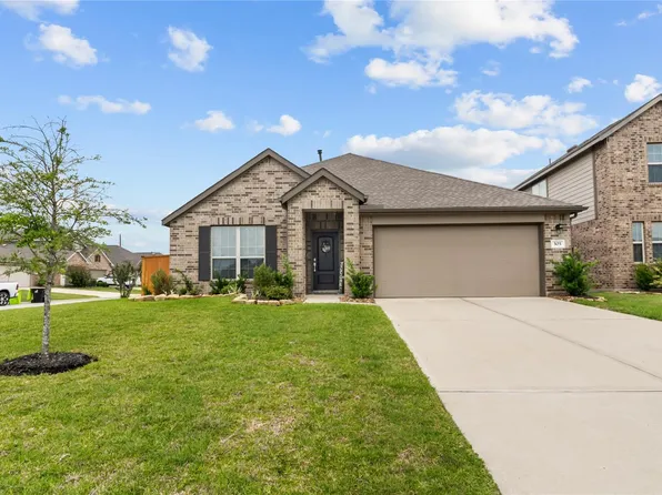 303 Stablebrook St, Magnolia, TX 77354
