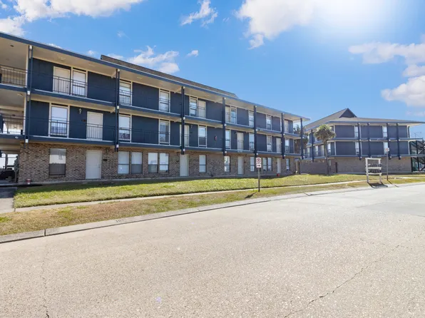 4289-93 Lac St Pierre Dr, Harvey, LA 70058