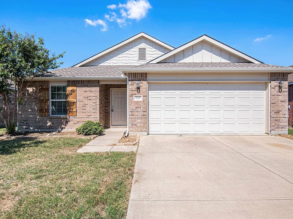 1st image of 304 Chert Ln