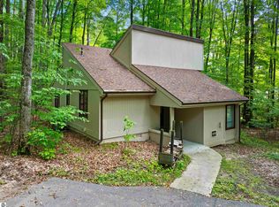6555 Kliffendorf, Bellaire, MI 49615