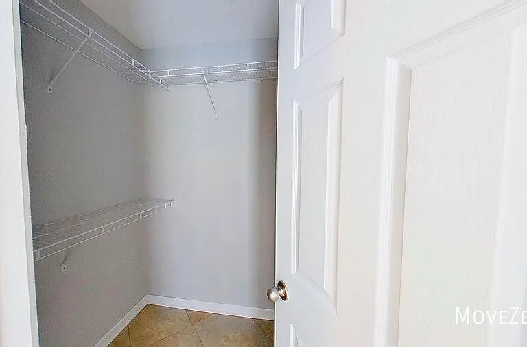 2034 Monroe St — Photo 23