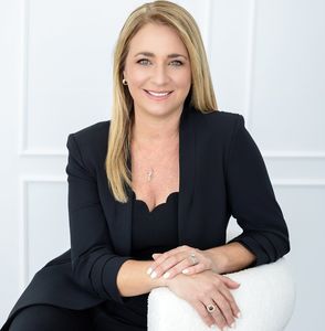 Kristin Adams