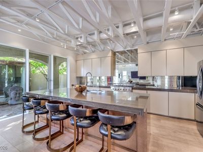 952 Coatbridge St, Las Vegas, NV, 89145