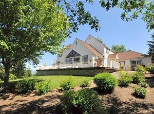 157 Placer Hill Dr, Jacksonville, OR 97530