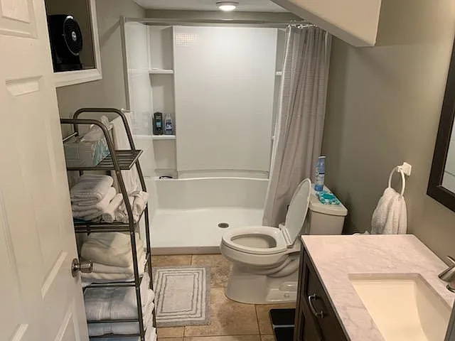 702B Lancaster Ave — Photo 9
