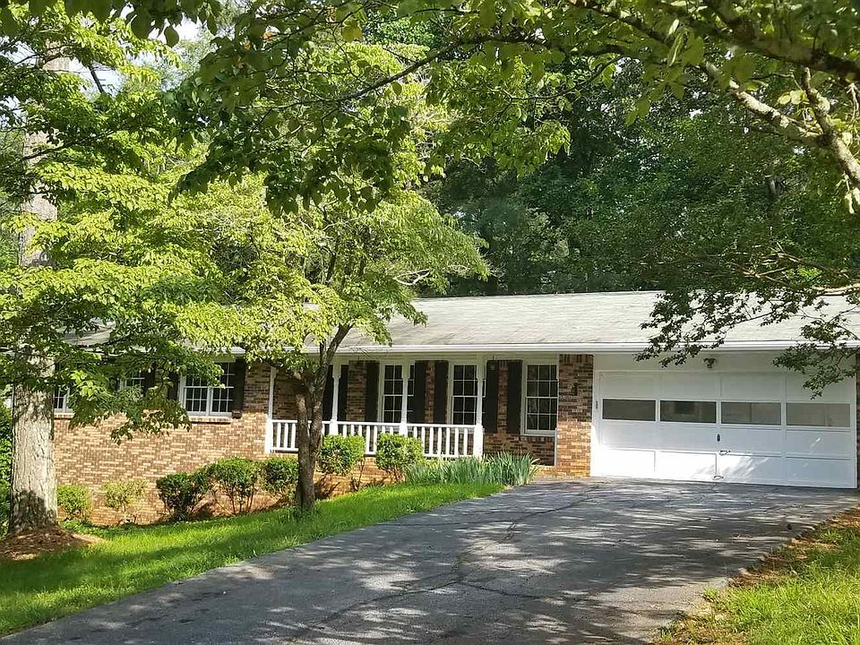 1st image of 5679 Forest Dr
