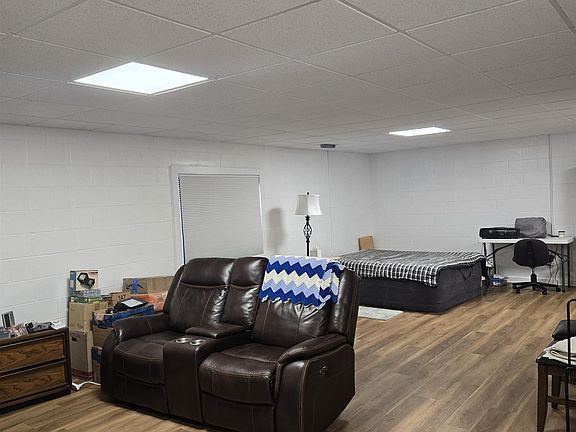 5th image of 145 Timber Ridge Dr