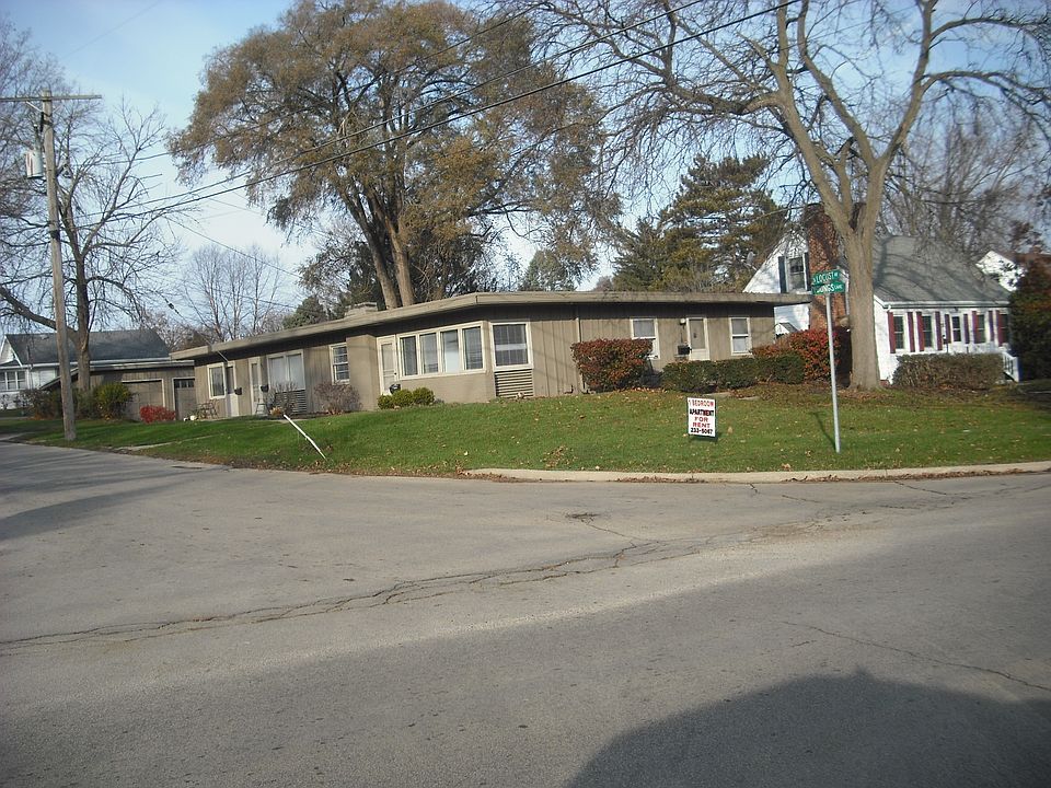 2nd image of 602 Youngs Ln