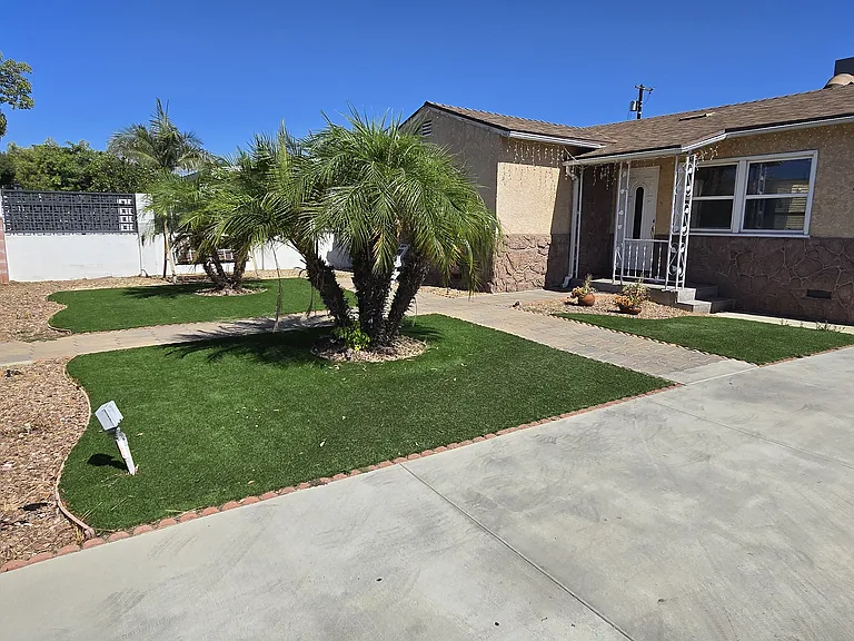 7246 Case Ave — Photo 5