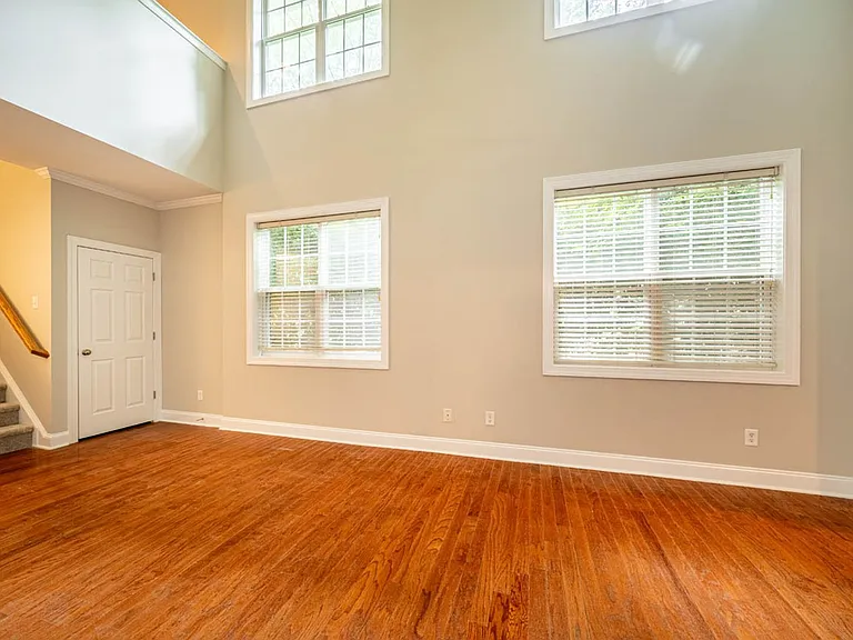 6301 Grove Estates Ter — Photo 10