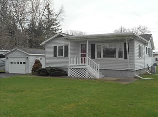 44 Locust St, Auburn, NY 13021