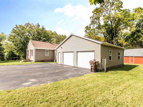 4th image of 3321 W Sylvan Ln