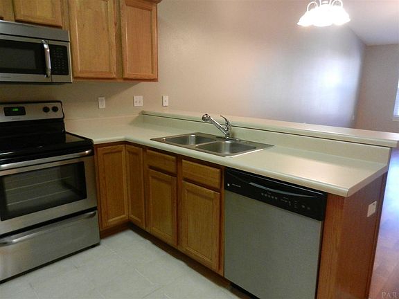 5th image of 9775 Cobblebrook Dr