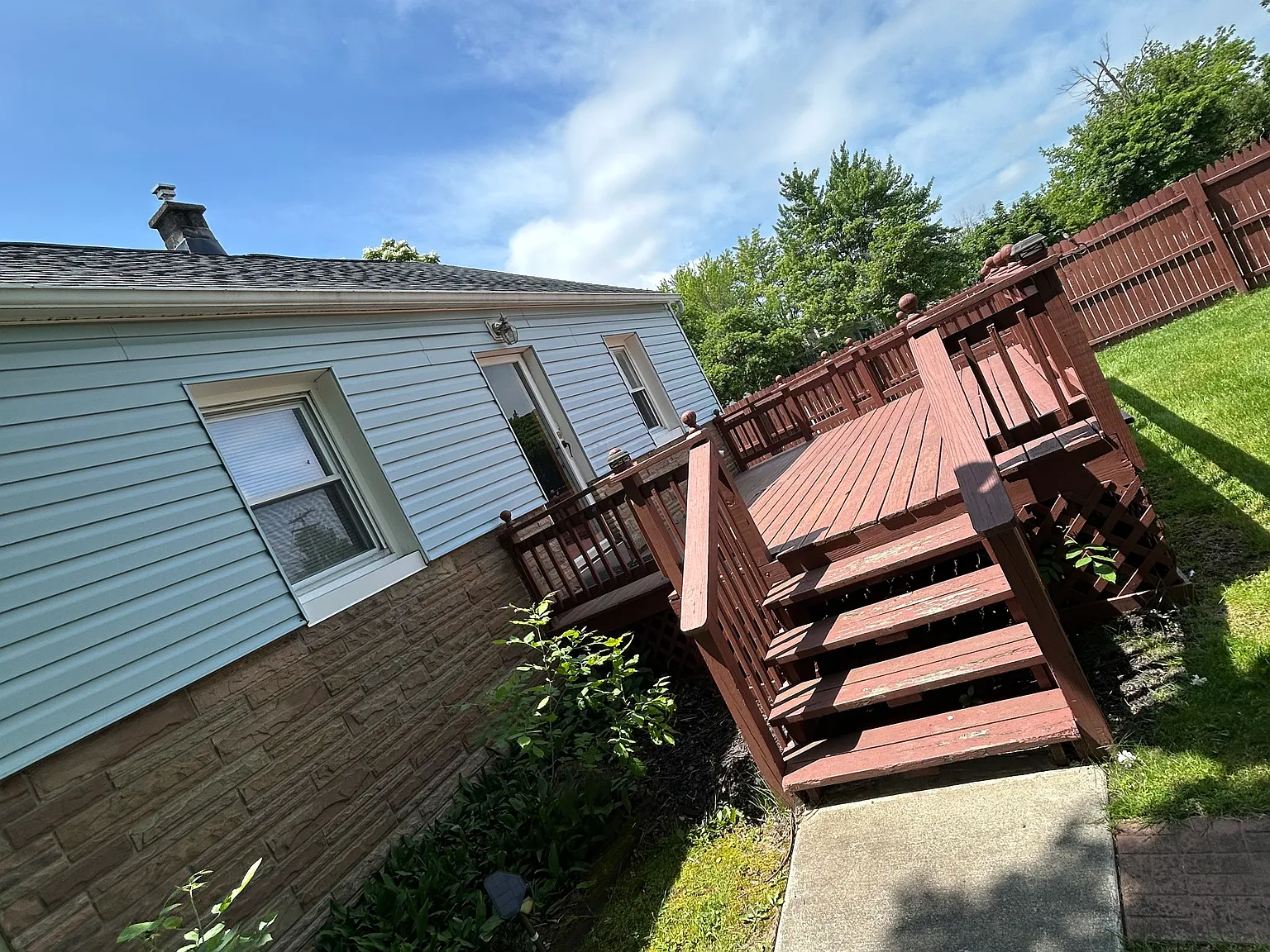 3 bed, 1453 sqft, $2,200 — Photo 4