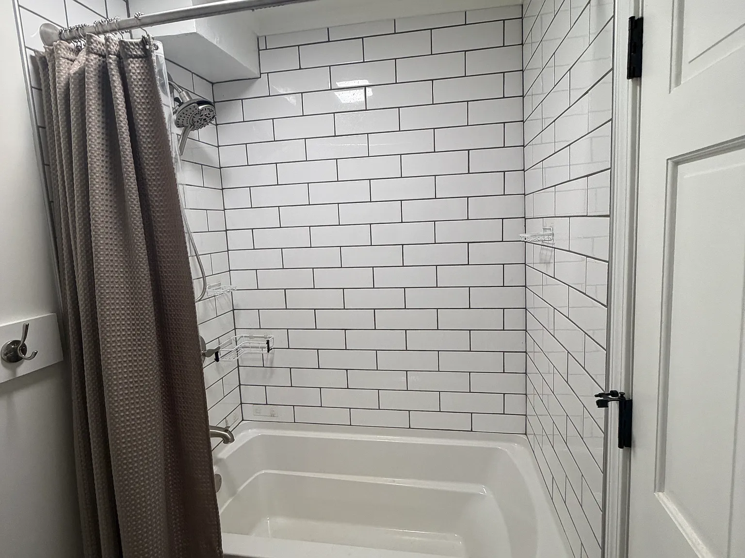 3 bed, 2000 sqft, $2,000 — Photo 4