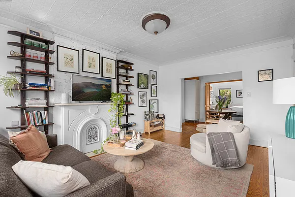 Rented by Carroll Gardens Realty | media 8