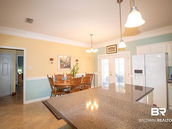 5th image of 2432 Twin Pines Cir