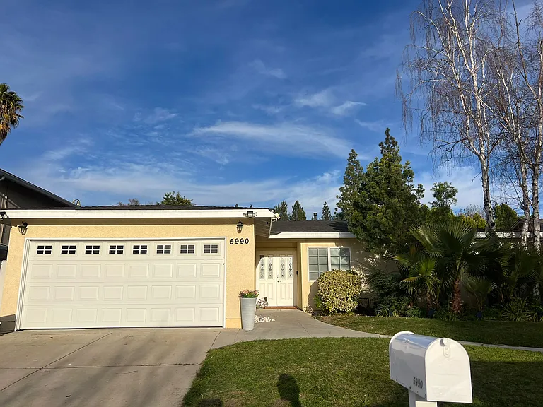 5990 Dovetail Dr — Photo 2