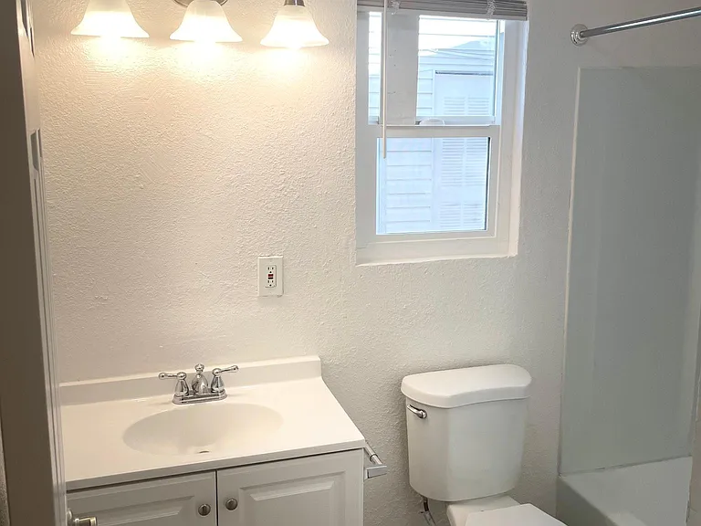 5039 E Lane Ave #201 — Photo 8
