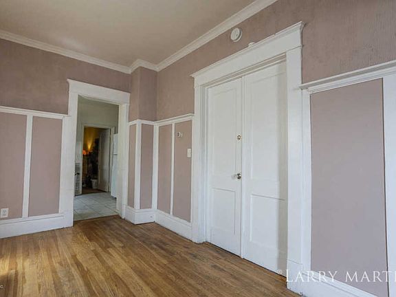 5th image of 1303 Prospect Ave SE