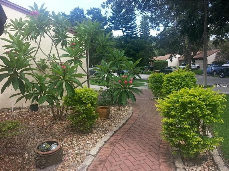 1st image of 224 Colombo Dr
