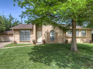 9419 Misty Bridge St, Houston, TX 77075