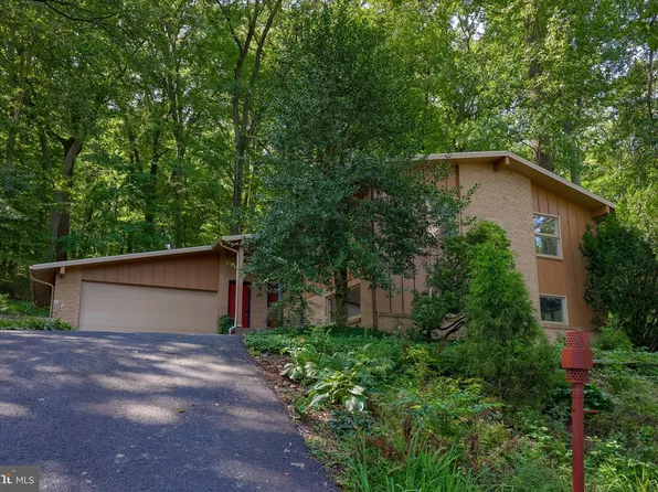 2778 Spring Valley Rd, Lancaster, PA 17601