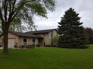 18986 Pueblo Ave, Jordan, MN 55352