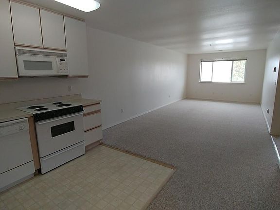 3rd image of 1400 SE Fancy Free Dr APT 209