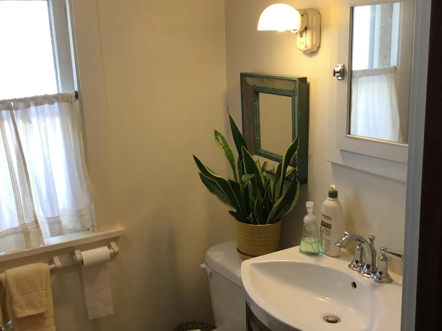 1 bed, 650 sqft, $1,350 — Photo 4