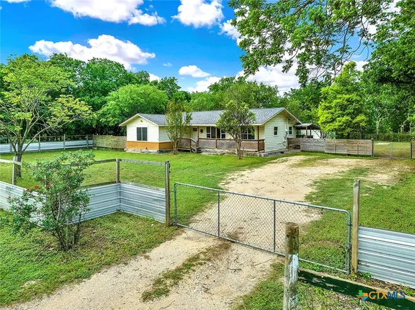 1210 Old Martindale Rd, San Marcos, TX 78666