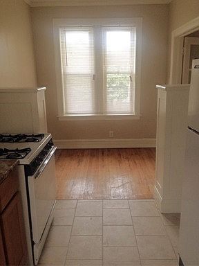4th image of 6420 S Kenwood Ave APT 2E