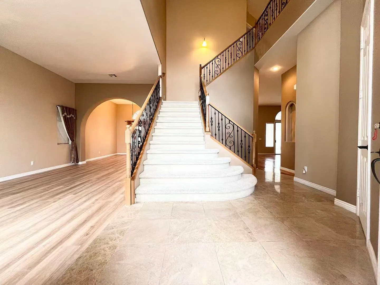 2105 Eaglepath Cir — Photo 4
