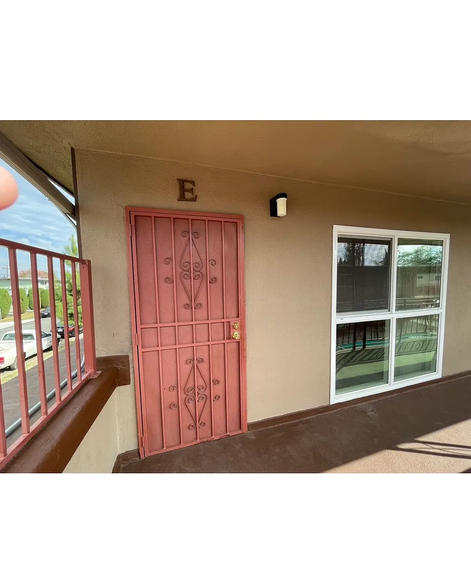 7362 Neo St — Photo 1