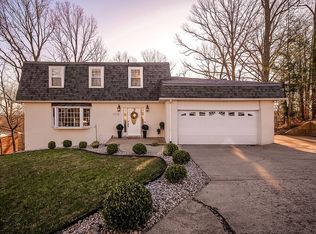 1712 Sierra Rd, Charleston, WV 25314