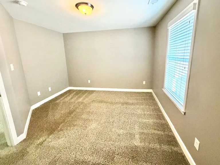 7558 Glenlaurel Way — Photo 9
