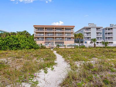 1912 Gulf Blvd APT 305, Indian Rocks Beach, FL, 33785