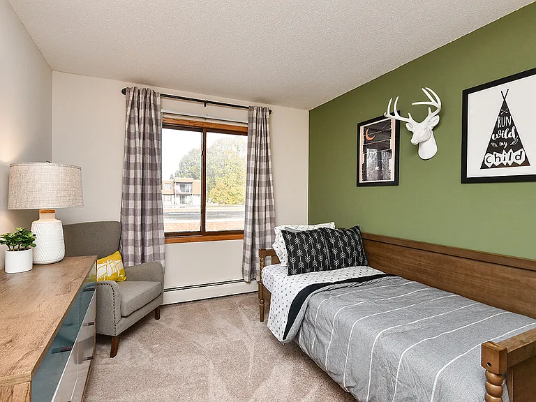 Lancaster Village Apartments — Photo 15