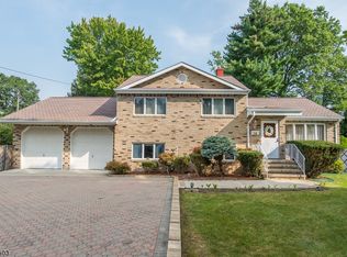 18 Ackerson Ave, Pequannock, NJ 07440