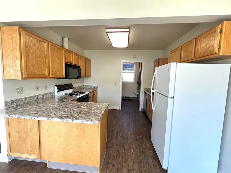 1308 N Brooklane St — Photo 11
