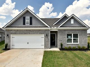 40 Kings Gate Cv, Jackson, TN 38305