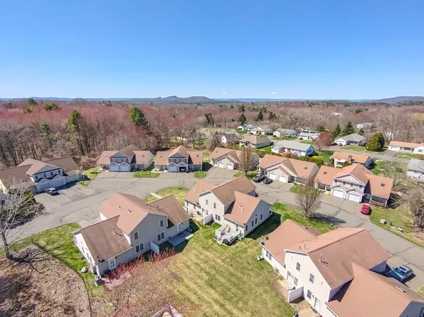 85 N Main St APT 14, Belchertown, MA 01007