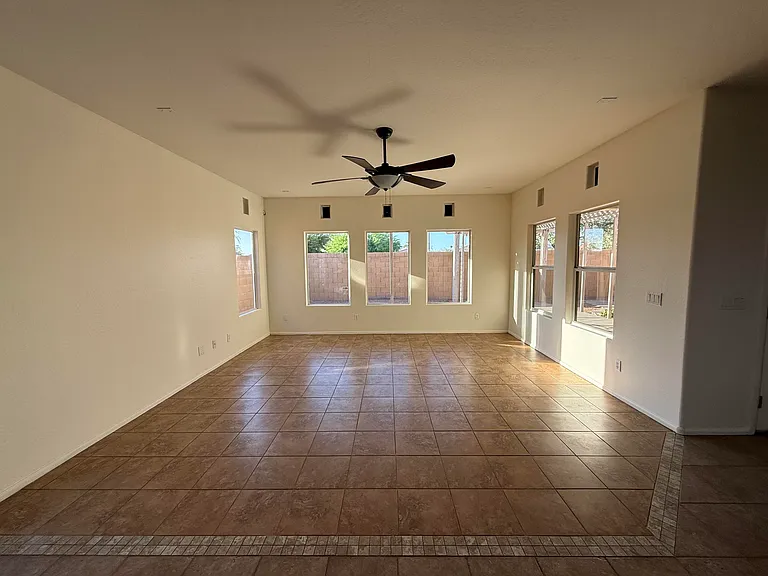 10592 W Alex Ave — Photo 6