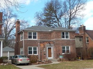 916 Mohawk St, Dearborn, MI 48124