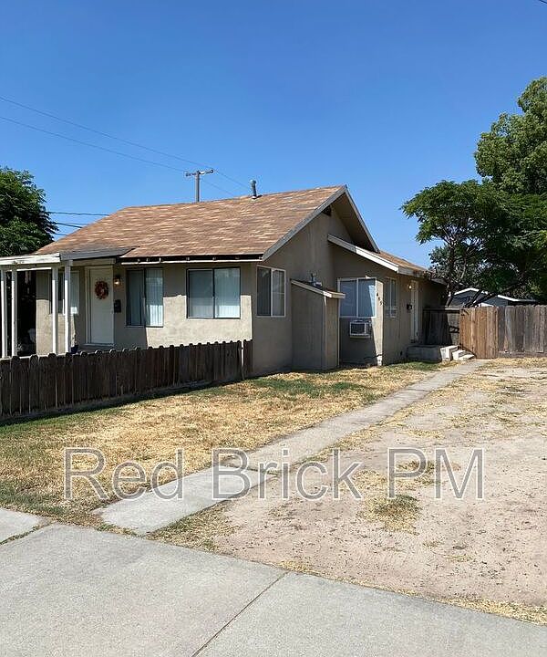 1st image of 489 Cedar Ave