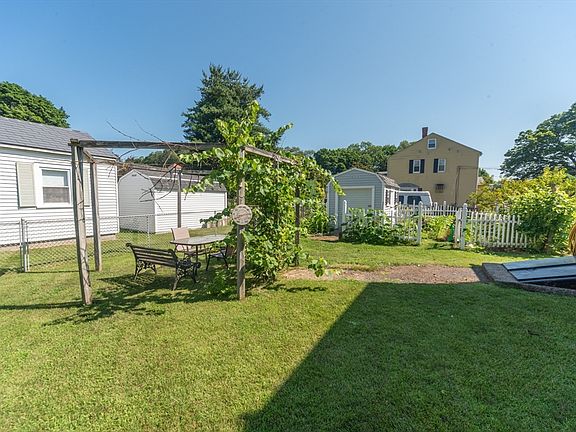 4th image of 117 River St