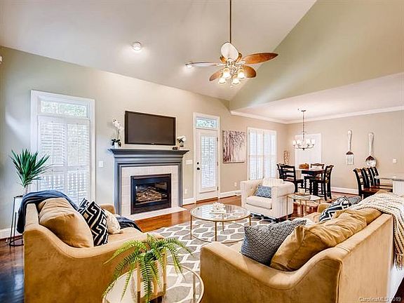 5th image of 7225 Deloach Ct