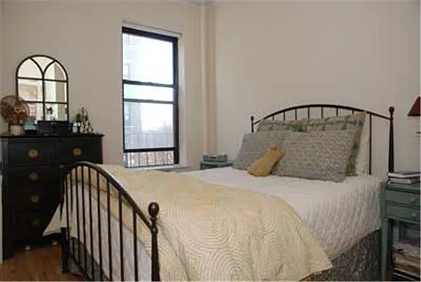 Rented by Buchbinder & Warren | media 45