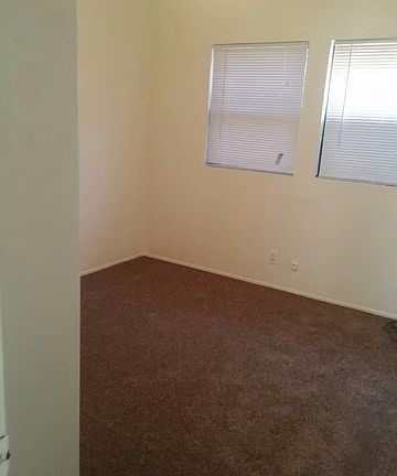 4th image of 14012 Rockway Dr
